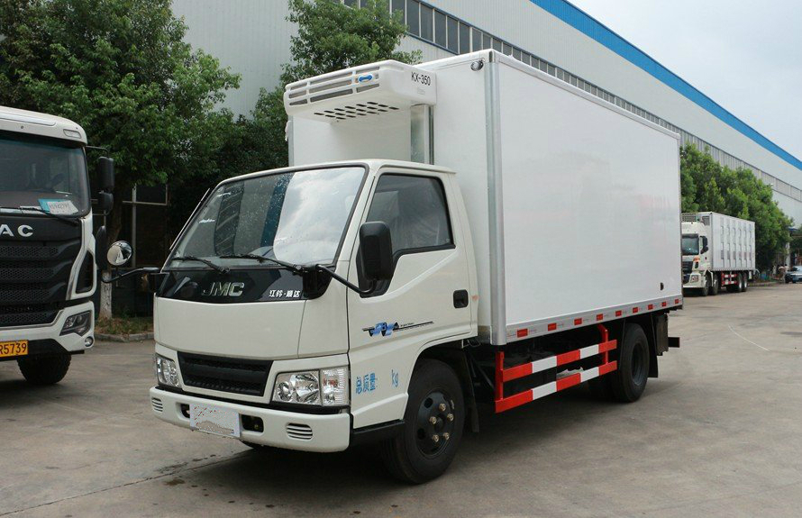 江鈴4.2米小型冷藏車